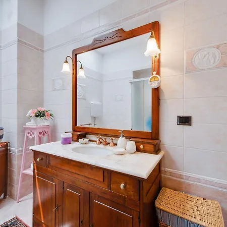 Pet-friendly With Pool Hébergement de vacances Urbino
